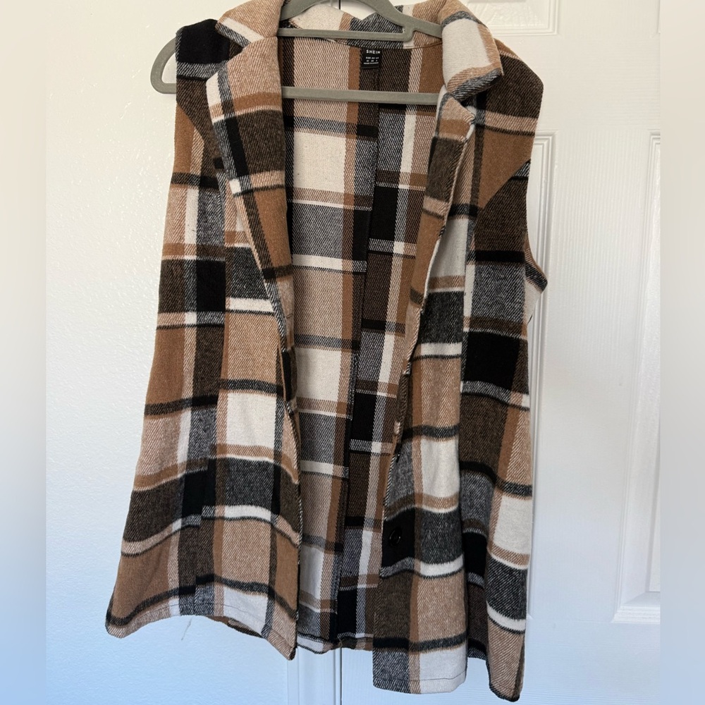 SHEIN Checkered Open Front Vest